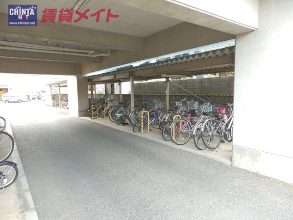 平田町駅 徒歩13分 3階の物件外観写真